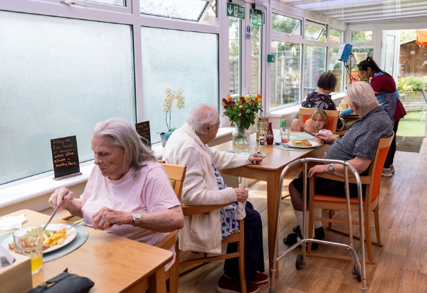 social dining